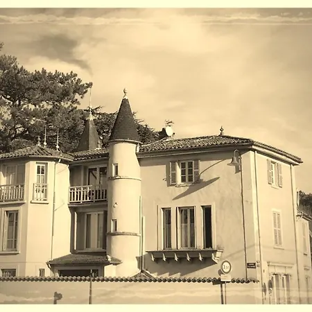 Aux Tourelles 1888 - Tres Proche Lyon