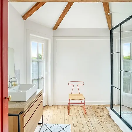 Bed & Breakfast Aux Tourelles 1888 - Tres Proche Lyon